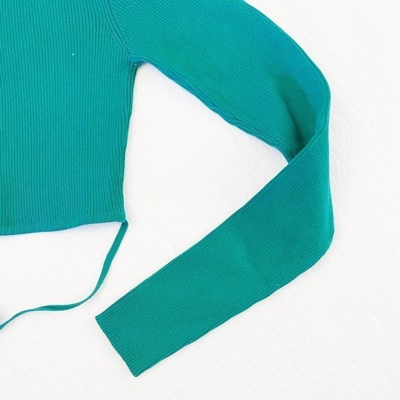 Zara Green Long Sleeve V-Neck Crop Top Crossbody Straps SZ S NWT - Picture 3 of 8